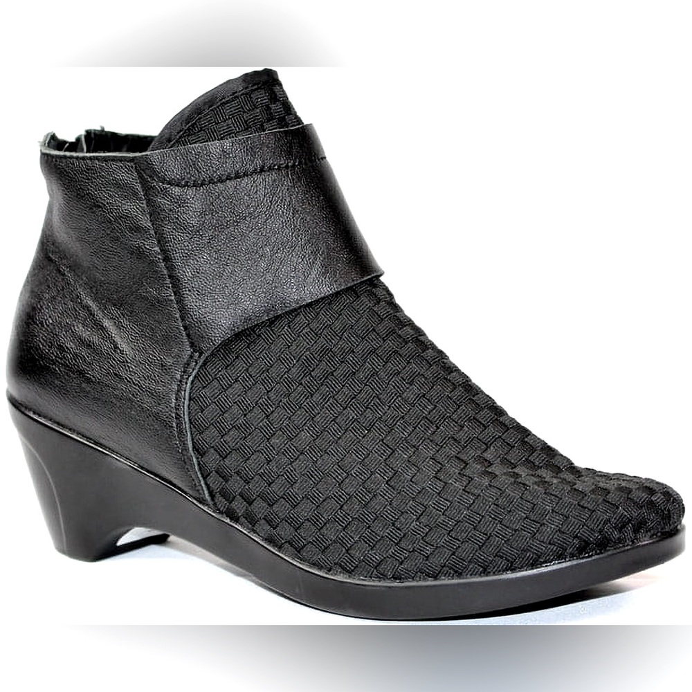 NEW BERNIE MEV ZEN CELINE SHOES- 39